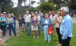 Host Don Mahoney describing the garden's history Host Don Mahoney describing the garden's history