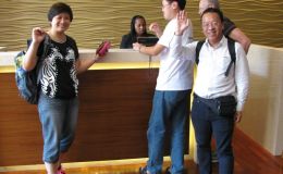 Registrants from China arriving at the hotel for check-in