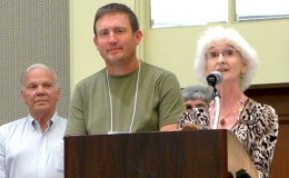 Arleen Dewell presenting Tom Bruning with an Award of Appreciation Arleen Dewell presenting Tom Bruning with an Award of Appreciation