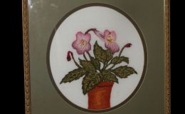 2018 ConventionArts and Crafts Representing GesneriadsClass 74 – Needlework or textileBEST IN SECTION P – ARTS AND CRAFTS REPRESENTING GESNERIADS